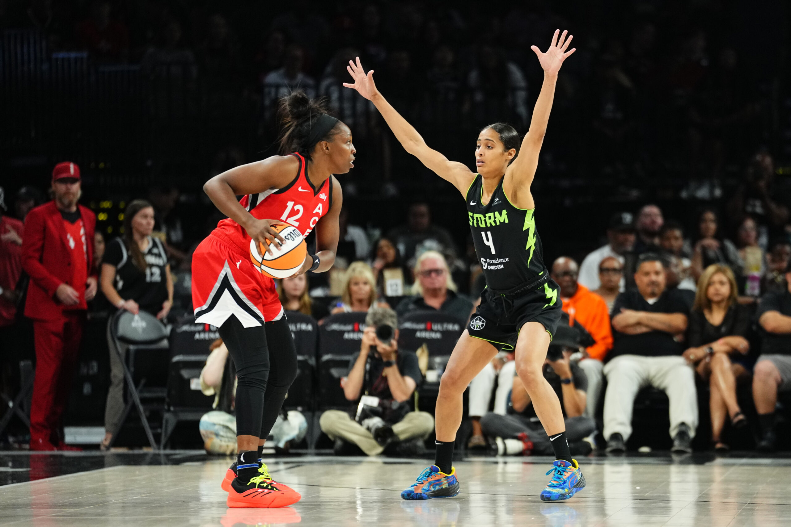 Game 13: Seattle @ Las Vegas, 90-83
